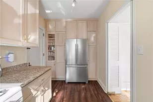 166 N Dithridge St, Pittsburgh, PA 15213 - Photo 16