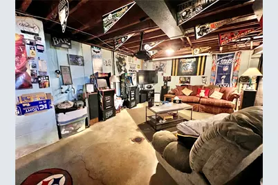 14535 Chris Dr, North Huntingdon, PA 15642 - Photo 32