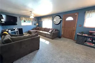 14535 Chris Dr, North Huntingdon, PA 15642 - Photo 8