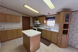 3078 N 1st, Shenango, PA 16134 - Photo 6