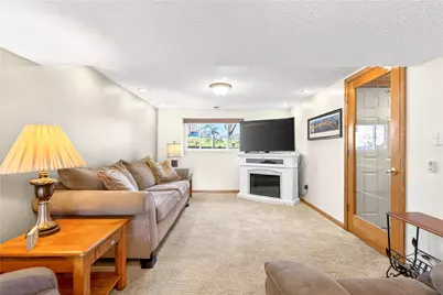 1548 Amelia Ave, South Park, PA 15129 - Photo 22