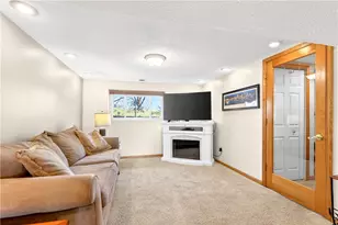 1548 Amelia Ave, South Park, PA 15129 - Photo 24