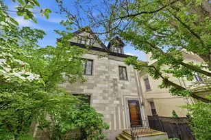 918 S Aiken Ave, Pittsburgh, PA 15232 - Photo 2