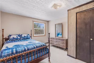 255 Evergreen Ln, Mount Pleasant Township, PA 15610 - Photo 14