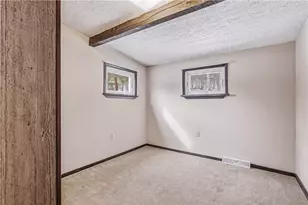 255 Evergreen Ln, Mount Pleasant Township, PA 15610 - Photo 18