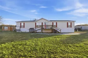 76 Galaxy Dr, Rostraver, PA 15089 - Photo 1