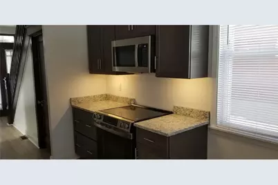 33 Kenmore Ave, Pittsburgh, PA 15221 - Photo 18