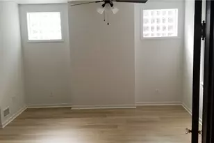 33 Kenmore Ave, Pittsburgh, PA 15221 - Photo 8