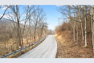 275 Newman Road, Buffalo Township, PA 15323 - Photo 2