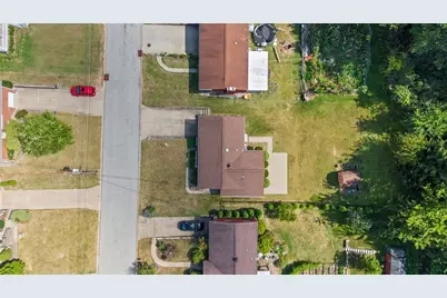 517 Dunn Dr, Pittsburgh, PA 15227 - Photo 46