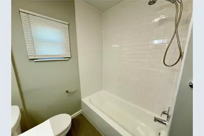 413 Sinton Ave, Pittsburgh, PA 15210 - Photo 16