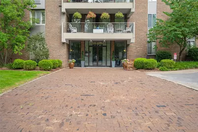 201 Grant St #609, Sewickley, PA 15143 - Photo 2