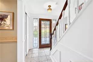 112 N Heide Ln, Peters Township, PA 15317 - Photo 2