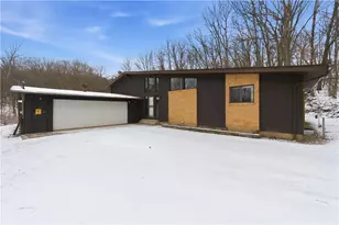 114 Clifford Ln, Middlesex Township, PA 16059 - Photo 4