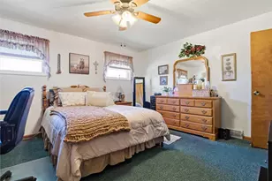 908 15th St, Forward Township, PA 15037 - Photo 18