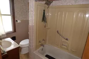 3420 Middletown Rd, Pittsburgh, PA 15204 - Photo 22
