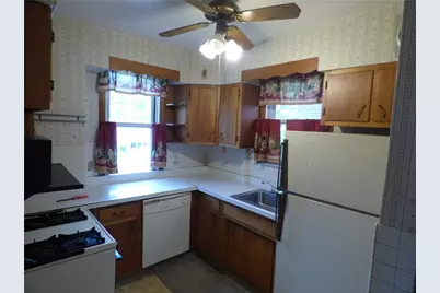 3420 Middletown Rd, Pittsburgh, PA 15204 - Photo 6