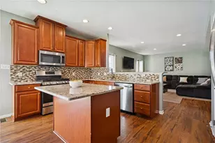 2002 Zoe Ln, Hempfield Township, PA 15601 - Photo 16