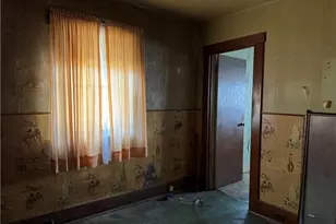 198 12th St, Ambridge, PA 15003 - Photo 14