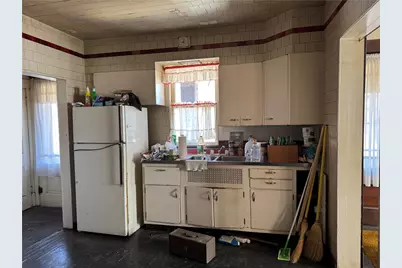 198 12th St, Ambridge, PA 15003 - Photo 4