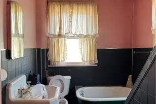 198 12th St, Ambridge, PA 15003 - Photo 26