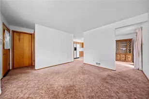 3818 Grant St, South Park, PA 15129 - Photo 8