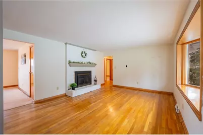 129 Franklin Dr, Greensburg, PA 15601 - Photo 8