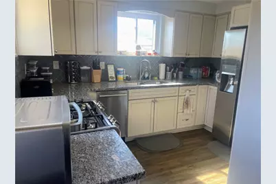 1114 Zenobia Dr, Coraopolis, PA 15108 - Photo 6