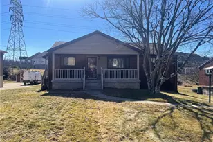 1114 Zenobia Dr, Coraopolis, PA 15108 - Photo 1