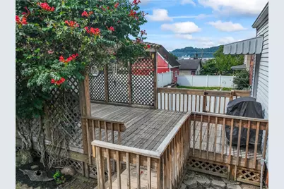 432 Holmes Ave, Baden, PA 15005 - Photo 6