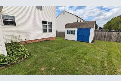 401 Lexington Dr, Hempfield Township, PA 15601 - Photo 14