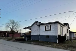 942 Brown St, Belle Vernon, PA 15012 - Photo 8