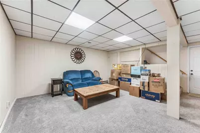 209 Glenmore Dr, Moon/Crescent Twp, PA 15108 - Photo 26