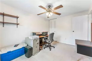 209 Glenmore Dr, Moon/Crescent Twp, PA 15108 - Photo 20