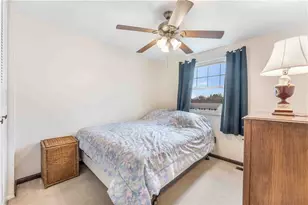 209 Glenmore Dr, Moon/Crescent Twp, PA 15108 - Photo 18