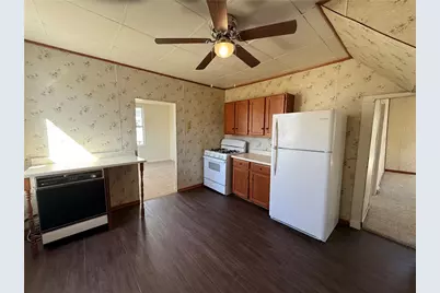 208 E Slippery Rock St, Chicora Boro, PA 16025 - Photo 14