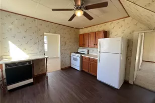 208 E Slippery Rock St, Chicora Boro, PA 16025 - Photo 14