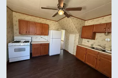 208 E Slippery Rock St, Chicora Boro, PA 16025 - Photo 12