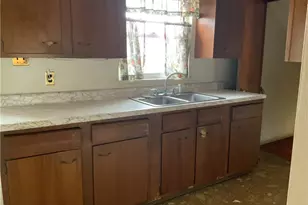 1178 Amity Ridge Rd, Amwell, PA 15311 - Photo 2