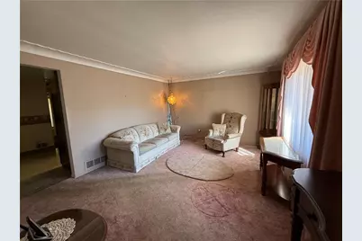 2811 Bowman Ave, McKeesport, PA 15132 - Photo 2