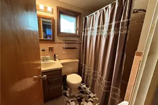 2811 Bowman Ave, McKeesport, PA 15132 - Photo 8