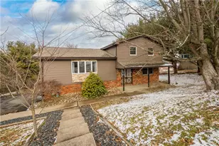 1980 Clawson Ave, Hempfield Township, PA 15601 - Photo 2