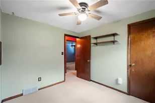 1980 Clawson Ave, Hempfield Township, PA 15601 - Photo 24