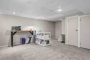 102 Agate Dr, Verona, PA 15147 - Photo 34