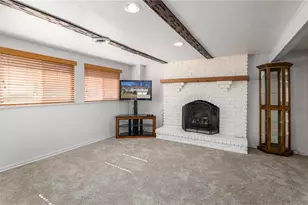 182 Thunderwood Dr, Bethel Park, PA 15102 - Photo 20