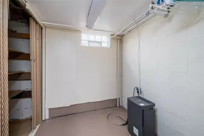 182 Thunderwood Drive, Bethel Park, PA 15102 - Photo 16