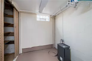 182 Thunderwood Dr, Bethel Park, PA 15102 - Photo 16