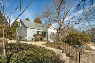 511 E Garfield Ave, New Castle, PA 16105 - Photo 2