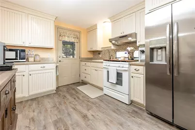 511 E Garfield Ave, New Castle, PA 16105 - Photo 8