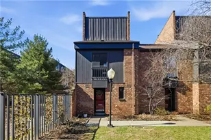 28 Foster Square, Pittsburgh, PA 15212 - Photo 2